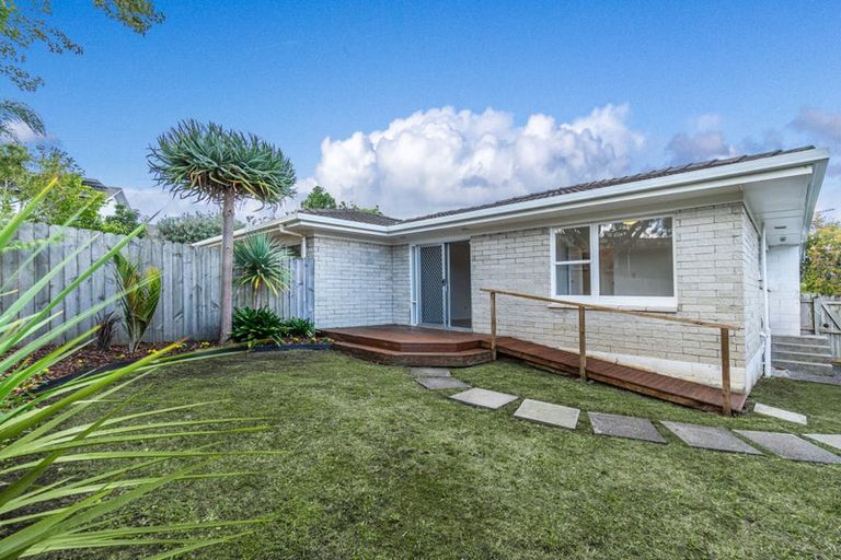 Photo of property in 5/77 Wellington Street, Howick, Auckland, 2014