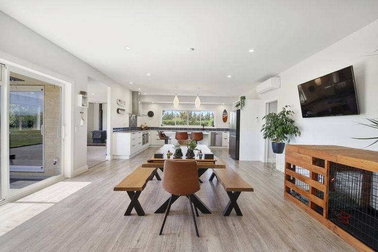 Photo of property in 178 School Road, West Eyreton, Rangiora, 7475