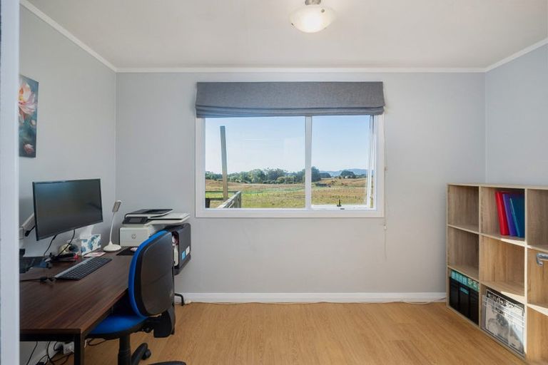 Photo of property in 141 Karioitahi Road, Waiuku, 2683