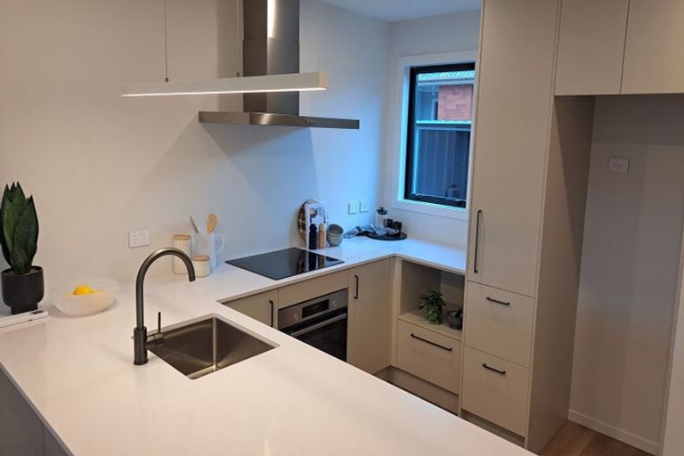 Photo of property in 22b Palmer Crescent, Silverstream, Upper Hutt, 5019