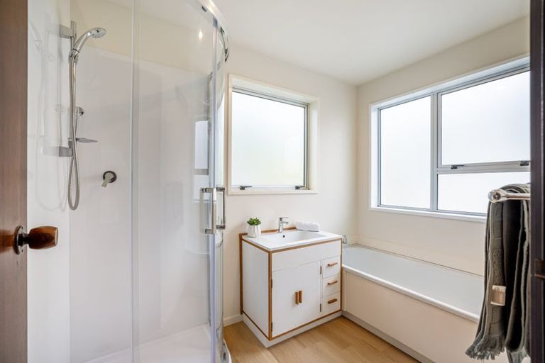 Photo of property in 2/29 Sumnervale Drive, Sumner, Christchurch, 8081