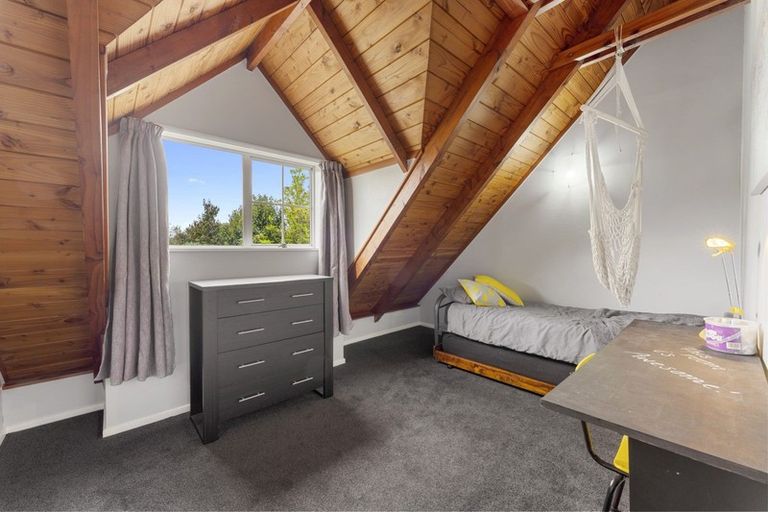 Photo of property in 178 Bridge Street, Bulls, 4818