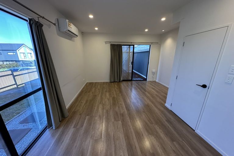 Photo of property in 2 Treeline Lane, Flat Bush, Auckland, 2019