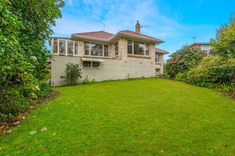 Photo of property in 11 Ingleton Terrace, Fairfield, Hamilton, 3214