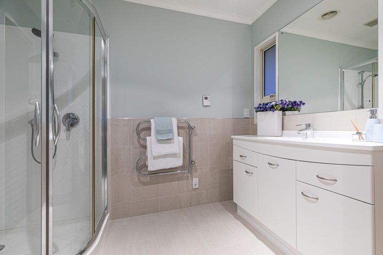 Photo of property in 18 Fishermans Cove, Army Bay, Whangaparaoa, 0930