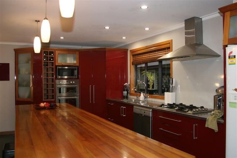 Photo of property in 36 Fitzroy Road, Fitzroy, New Plymouth, 4312