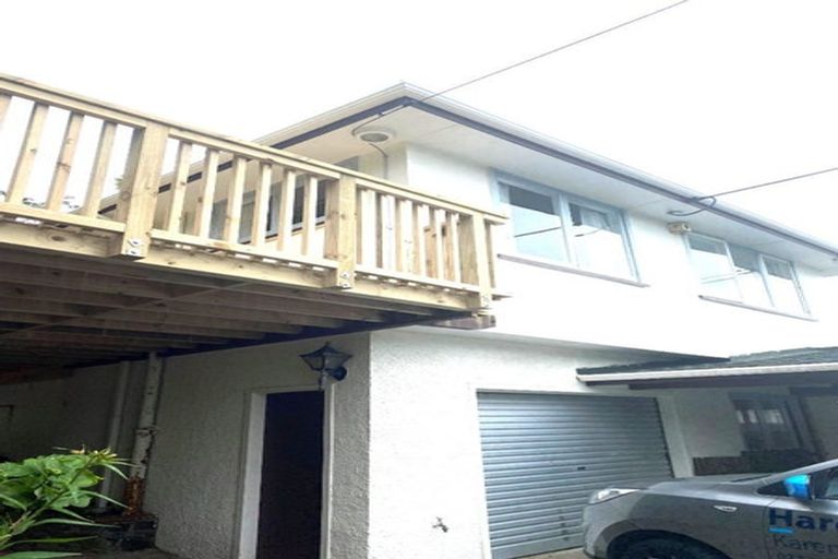 Photo of property in 80 Broderick Road, Johnsonville, Wellington, 6037