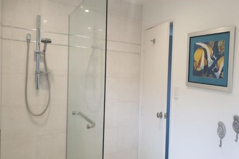 Photo of property in 69 Karewa Parade, Papamoa Beach, Papamoa, 3118