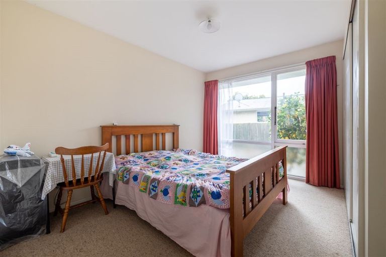 Photo of property in 80 Russley Road, Russley, Christchurch, 8042