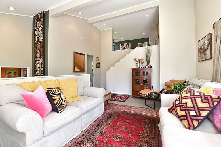 Photo of property in 23a Penguin Drive, Murrays Bay, Auckland, 0630