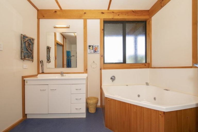 Photo of property in 47 Rowberrys Road, Dillons Point, Blenheim, 7273