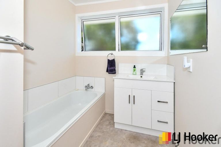Photo of property in 26 Rothery Road, Hillpark, Auckland, 2102