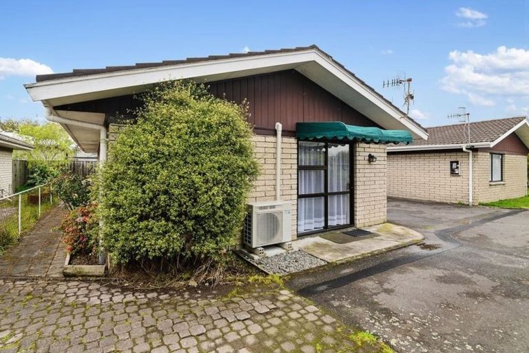 Photo of property in 1433 Hinemoa Street, Rotorua, 3010