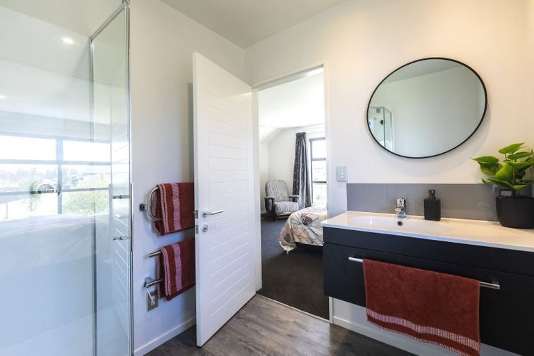 Photo of property in 19 Albert Sheppard Close, Yaldhurst, Christchurch, 8042