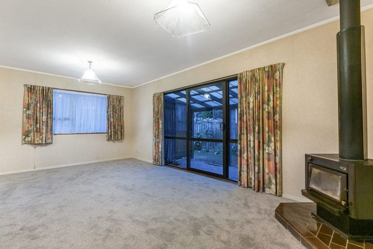 Photo of property in 66c Main Road, Titahi Bay, Porirua, 5022