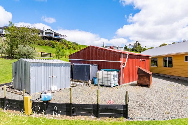 Photo of property in 16 Nikau Lane, Maungaturoto, 0520