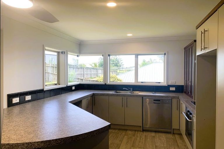 Photo of property in 12 Fishermans Drive, Coastlands, Whakatane, 3120