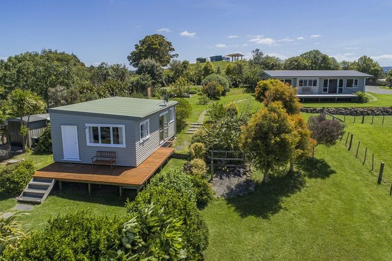 Photo of property in 965 Pataua Road North, Whareora, Whangarei, 0175