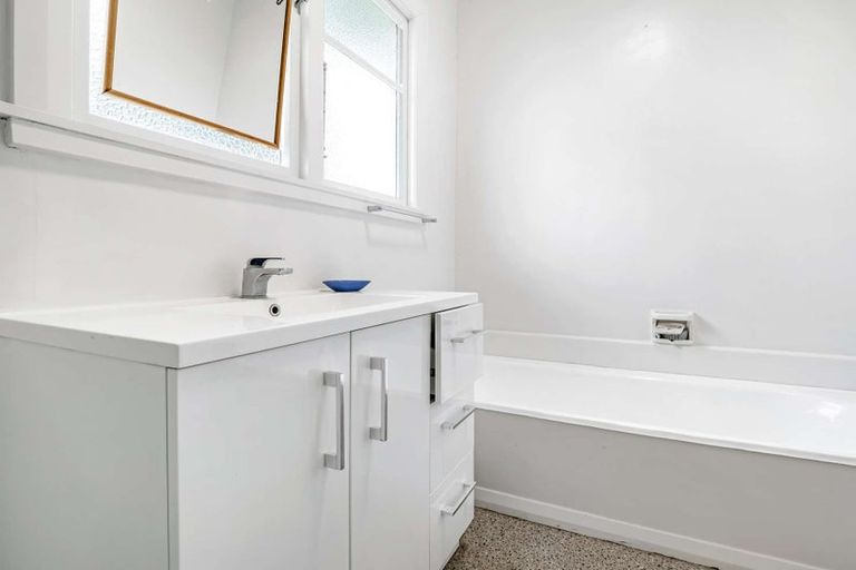 Photo of property in 5 Durie Street, Durie Hill, Whanganui, 4500