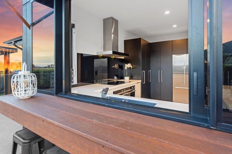 Photo of property in 6 Omapere Lane, Pyes Pa, Tauranga, 3112