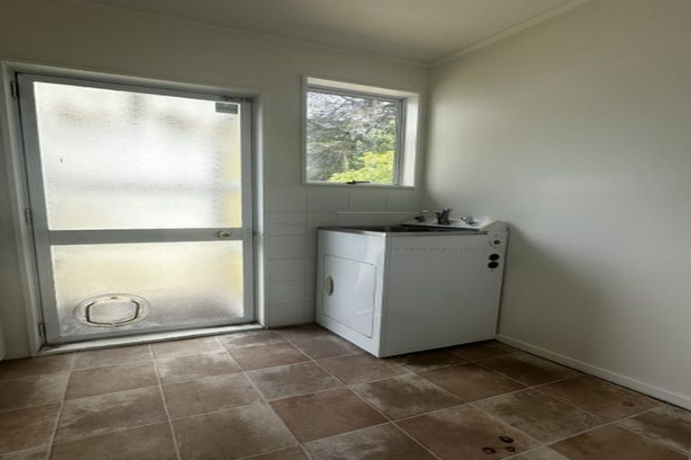 Photo of property in 2/38 Borich Road, Sunnyvale, Auckland, 0612