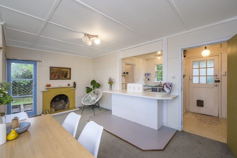 Photo of property in 134 Seaview Road, Paraparaumu Beach, Paraparaumu, 5032