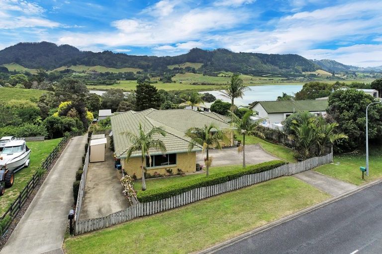 Photo of property in 241 Tanners Point Road, Tanners Point, Katikati, 3177