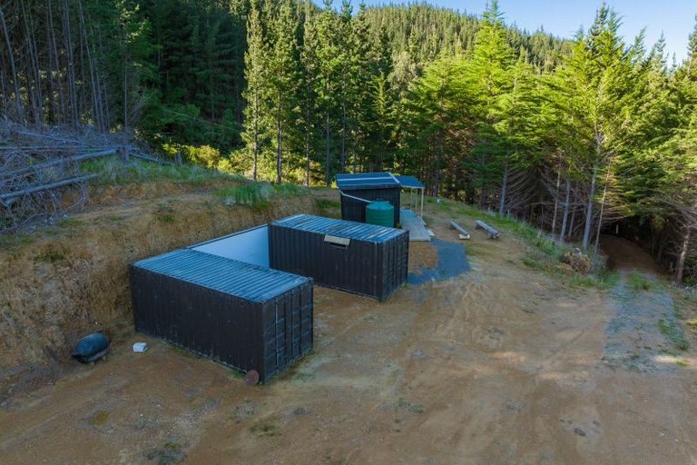 Photo of property in 4954 Kenepuru Road, Ohauparuparu Bay, Picton, 7282