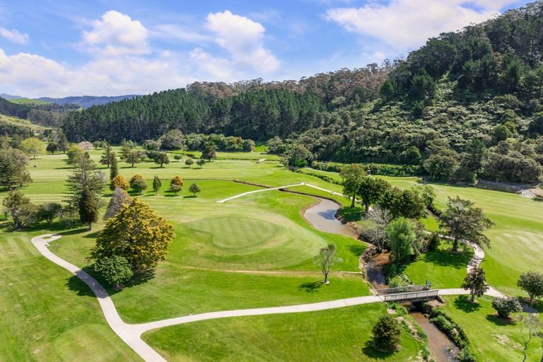 Photo of property in 14 Titoki Lane, Whangamata, 3691