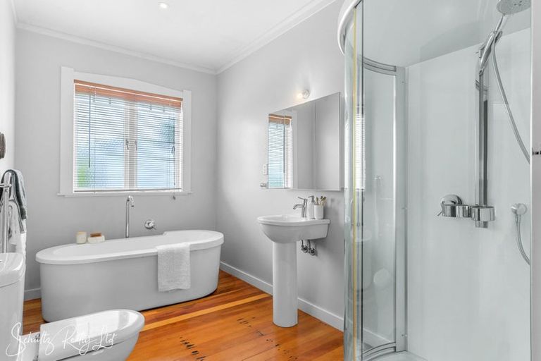 Photo of property in 1713 State Highway 12, Paparoa, 0571