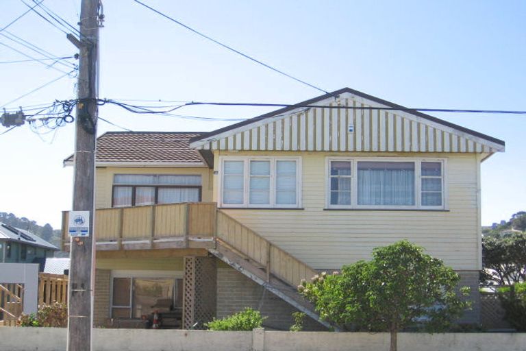 Photo of property in 37 Puriri Street, Miramar, Wellington, 6022