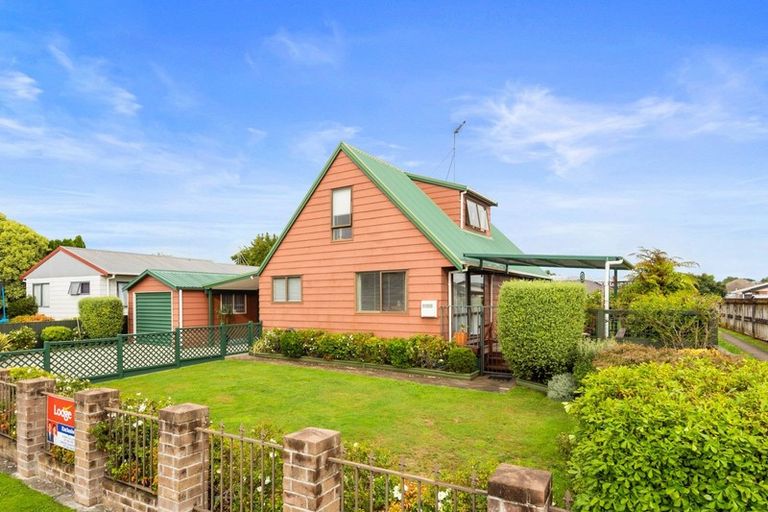 Photo of property in 6 Bartholomew Drive, Nawton, Hamilton, 3200