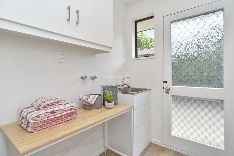 Photo of property in 1/20 Montclare Avenue, Ilam, Christchurch, 8041