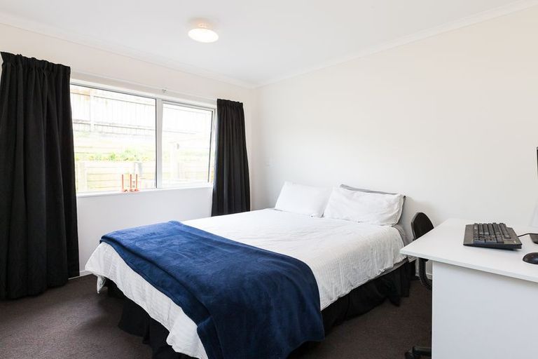 Photo of property in 14 Willowstream Grove, Cloverlea, Palmerston North, 4412