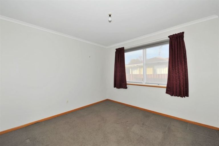 Photo of property in 28 Belfield Street, Dallington, Christchurch, 8061