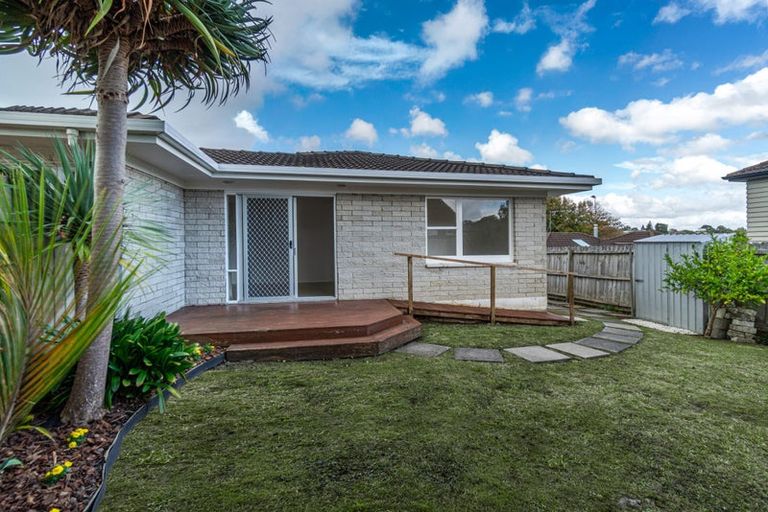 Photo of property in 5/77 Wellington Street, Howick, Auckland, 2014