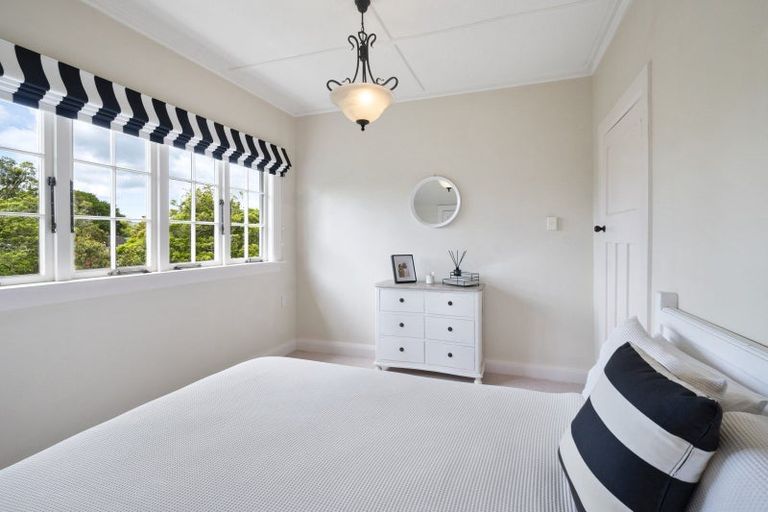 Photo of property in 74 Marne Street, Hokowhitu, Palmerston North, 4410