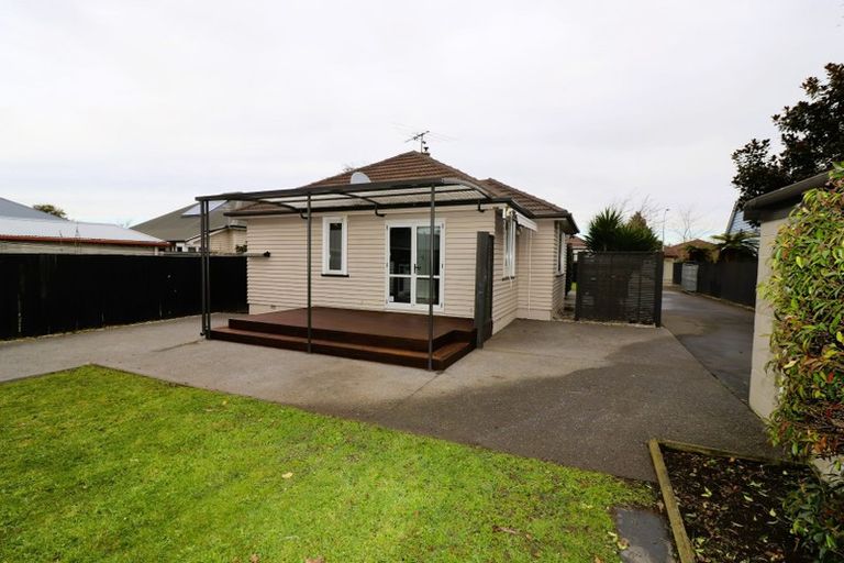 Photo of property in 26 Torrens Road, Hillmorton, Christchurch, 8024