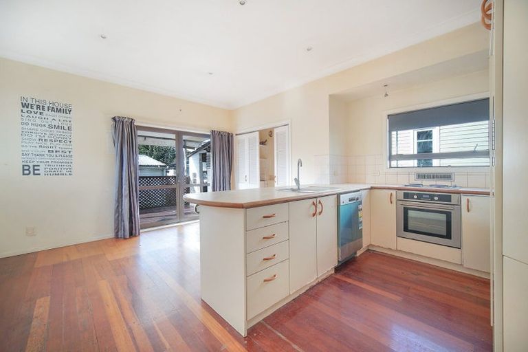 Photo of property in 56 Landscape Road, Papatoetoe, Auckland, 2025