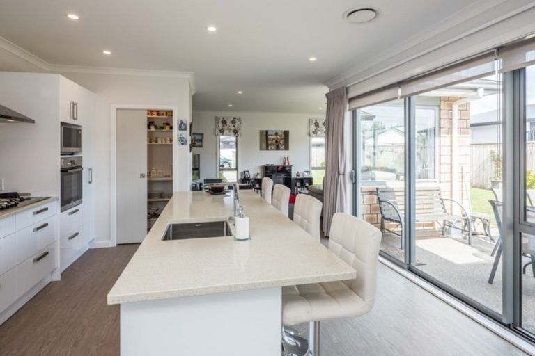 Photo of property in 12 Christow Court, Paraparaumu, 5032