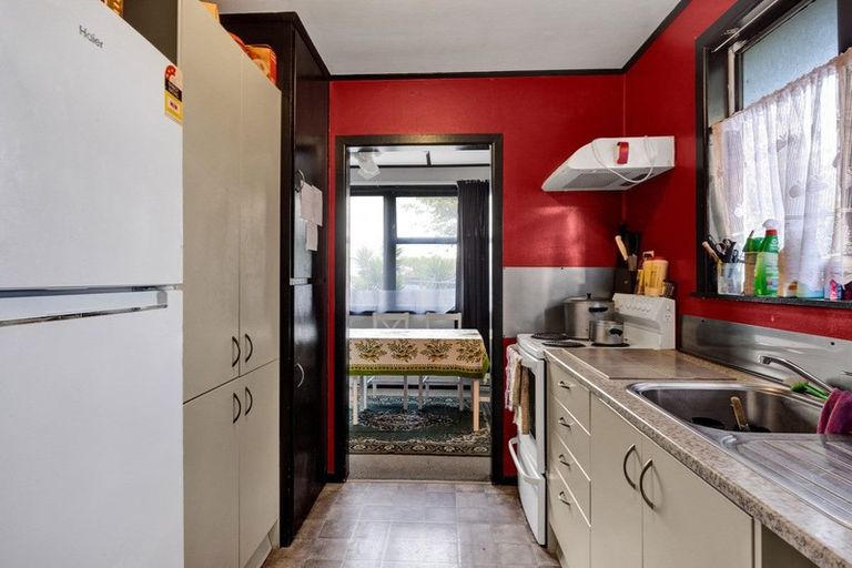 Photo of property in 11 Fairfield Road, Hawera, 4610