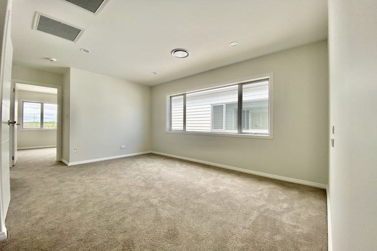 Photo of property in 1b Surrey Street, Manurewa, Auckland, 2102