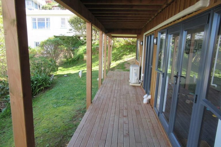 Photo of property in 33a Whaui Street, Brooklyn, Wellington, 6021