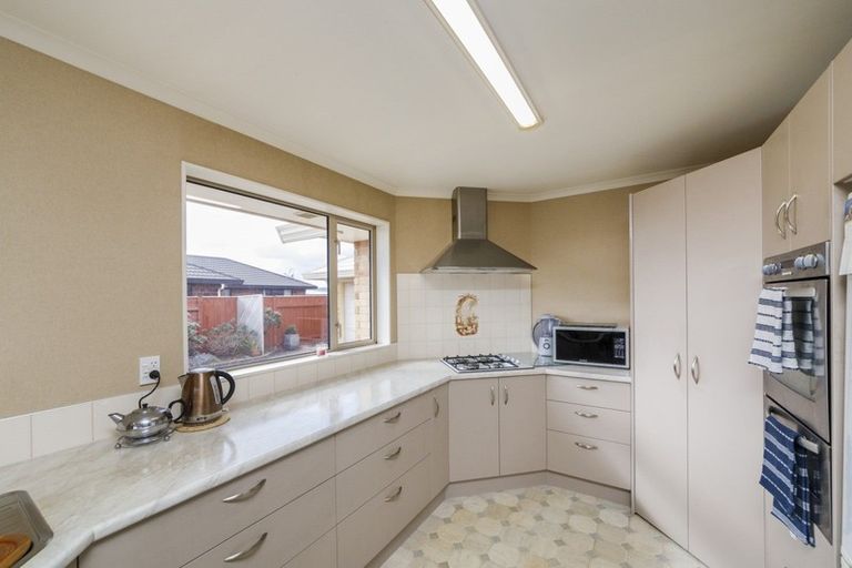 Photo of property in 50 Branigan Parade, Kelvin Grove, Palmerston North, 4414