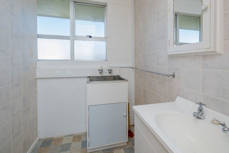 Photo of property in 23a Collingwood Street, Levin, 5510