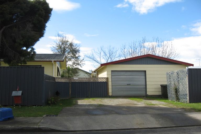 Photo of property in 1 Sunbelt Crescent, Takaka, 7110