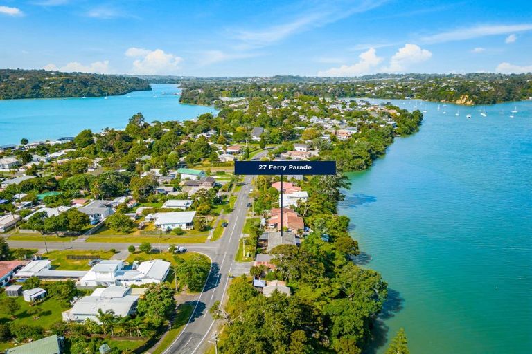 Photo of property in 27 Ferry Parade, Herald Island, Auckland, 0618