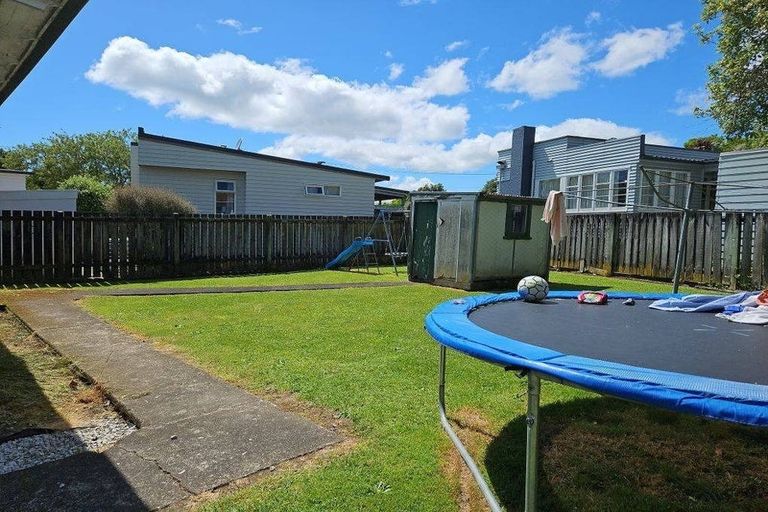 Photo of property in 2 Bledisloe Terrace, Hamilton East, Hamilton, 3216