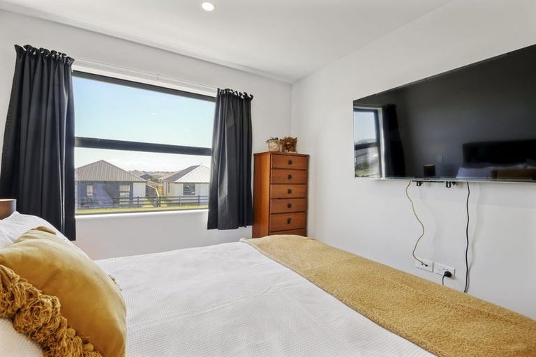 Photo of property in 7 Mccahon Lane, Rolleston, 7615