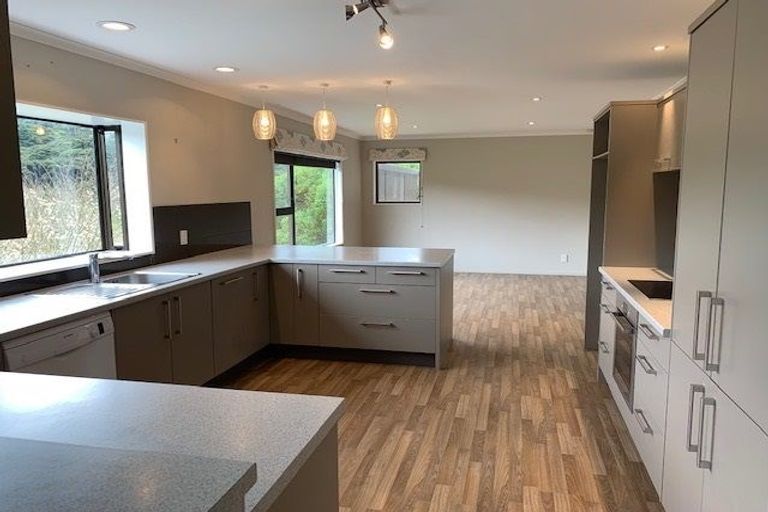 Photo of property in 29 Observatory Close, Whitby, Porirua, 5024